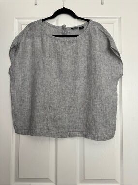 Tahari Light Gray Linen Top with Textured Weave